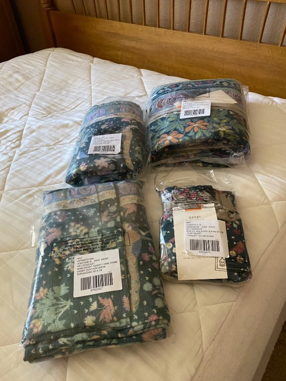 ANTHROPOLOGIE  DARBY DUVET QUEEN W/Q SHAMS 2 EA W/ CURTAINS SET OF 2 EA ALL NEW